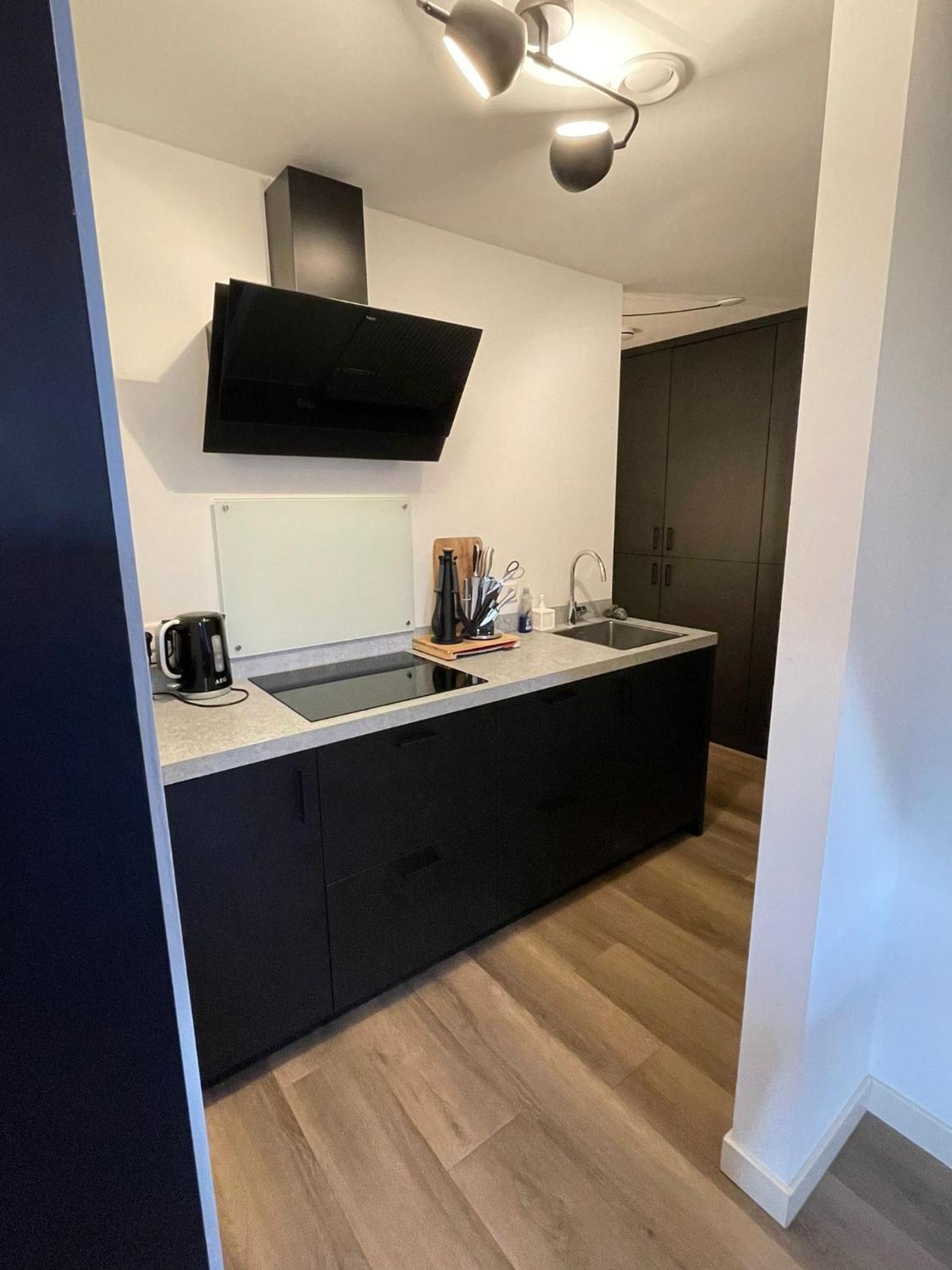 In De Witte Dame Hotel Bar Kitchen Apartments Grubbenvorst Εξωτερικό φωτογραφία
